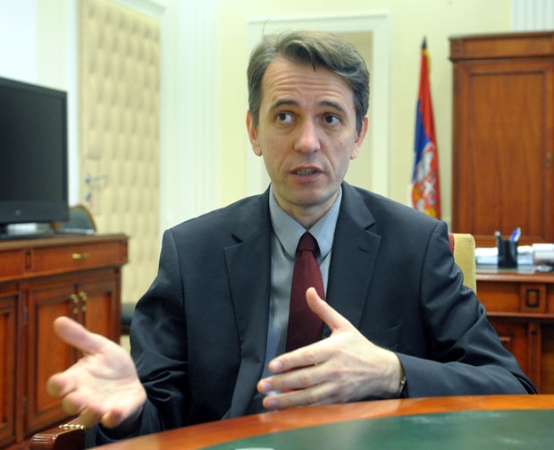 Радуловић:Избори за председника, референдум против Вучића